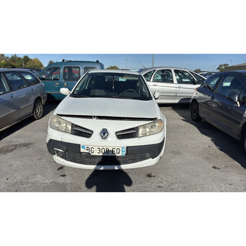 Pare choc arriere RENAULT MEGANE 2 Photo n°14