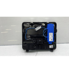 Eclairage de plafonnier FORD FOCUS 4