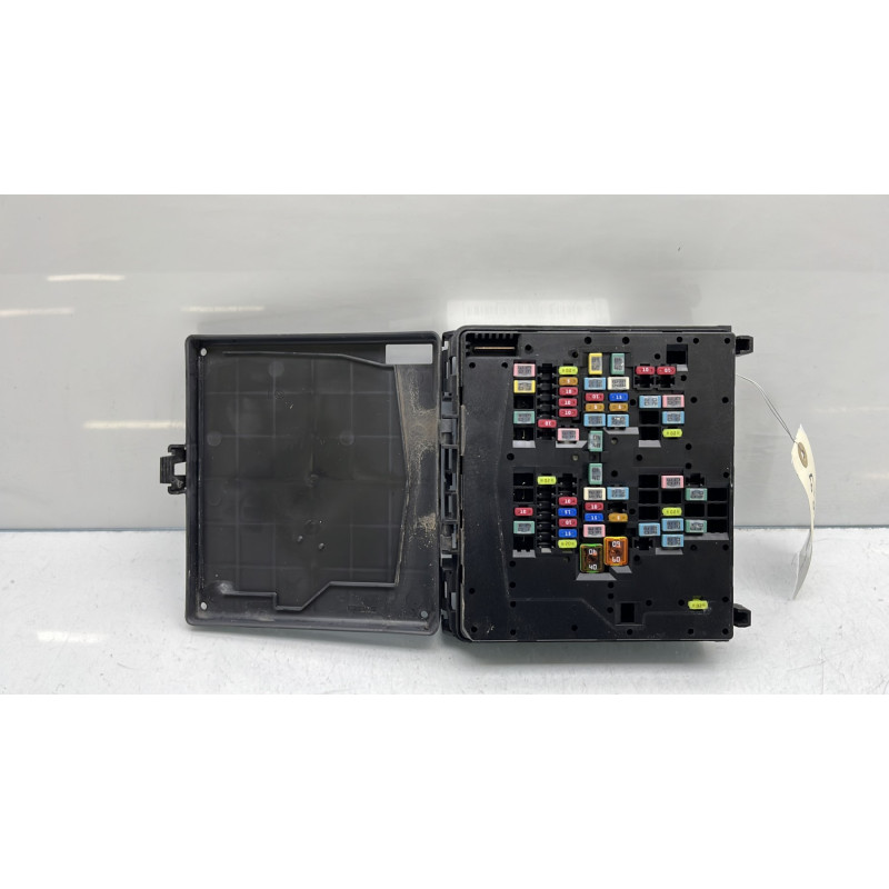 Porte fusible FORD FOCUS 4 Photo n°3