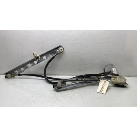Leve vitre electrique avant droit RENAULT MEGANE 2 Photo n°1