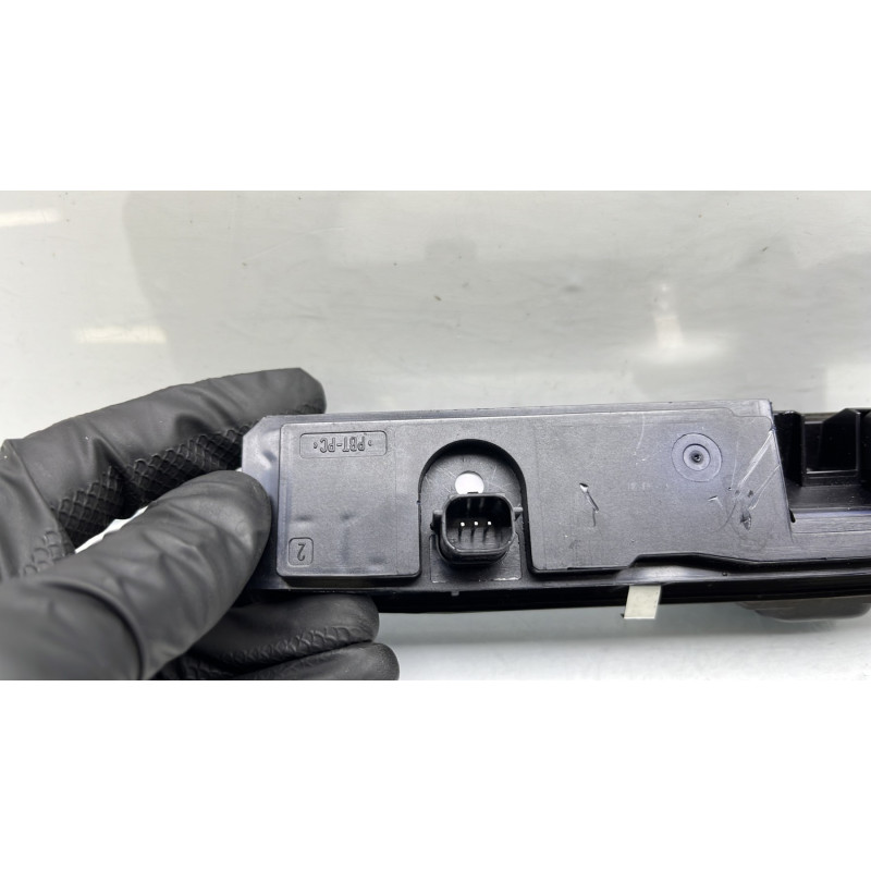 Bouton de coffre FORD FOCUS 4 Photo n°7