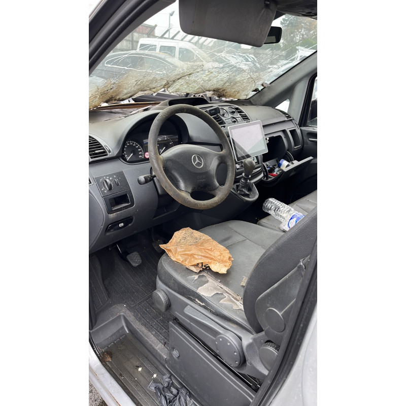 Poignee hayon MERCEDES VITO 639 Photo n°8