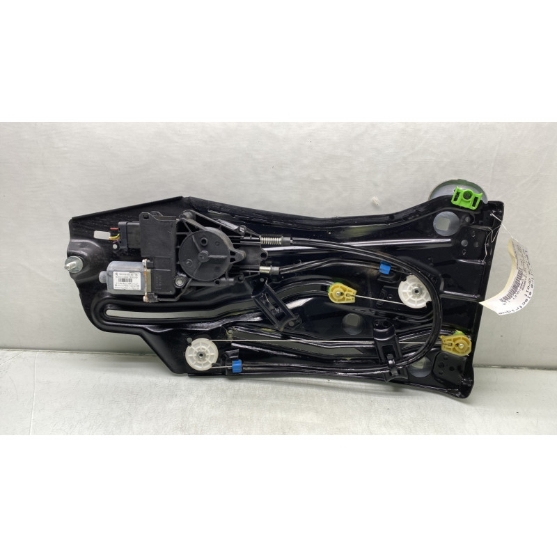Leve vitre electrique arriere droit PEUGEOT 308 1 Photo n°1