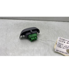 Interrupteur de leve vitre avant droit TOYOTA AYGO 1