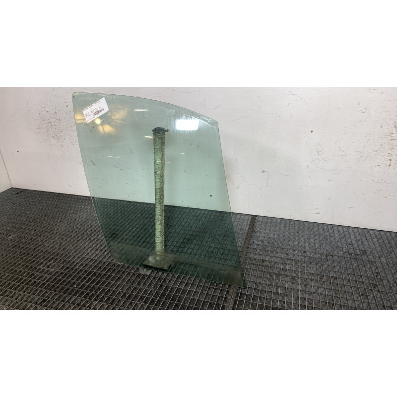 Vitre avant droit RENAULT SCENIC 1 Photo n°4