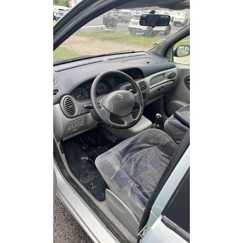 Vitre avant droit RENAULT SCENIC 1 Photo n°7