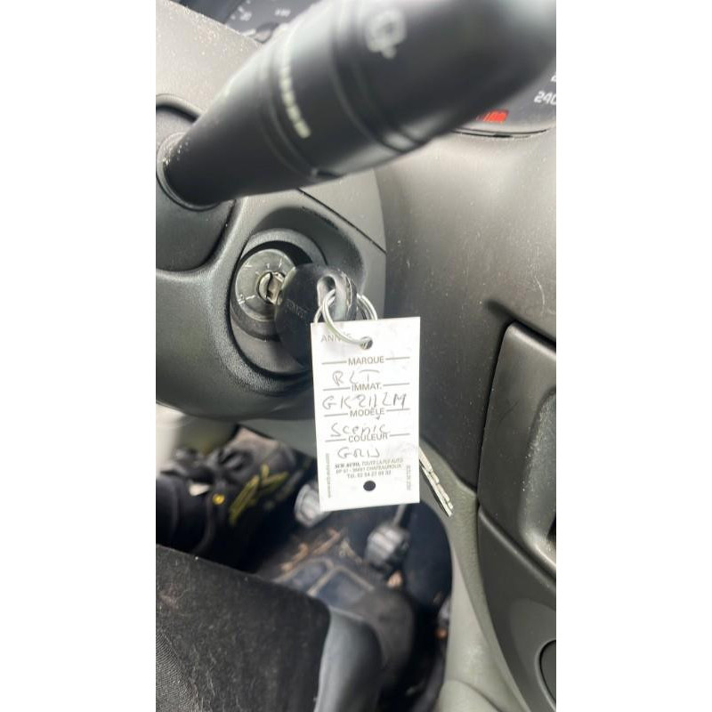 Vitre avant droit RENAULT SCENIC 1 Photo n°9