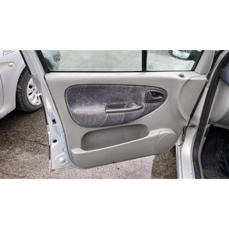 Vitre avant droit RENAULT SCENIC 1 Photo n°11