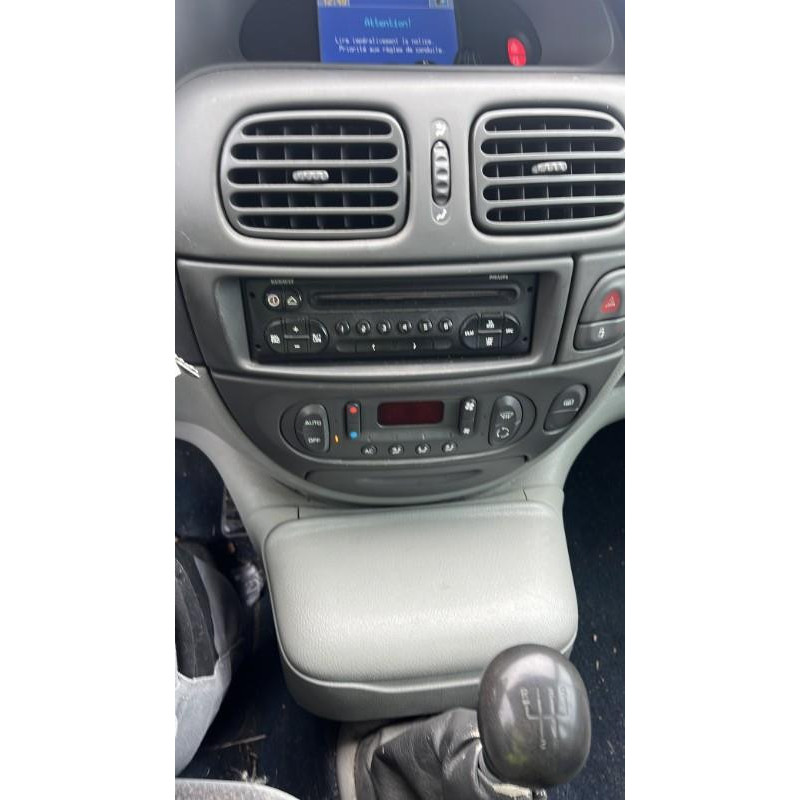 Vitre avant droit RENAULT SCENIC 1 Photo n°17