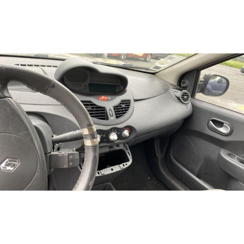 Feu arriere secondaire droit (feux) RENAULT TWINGO 2 Photo n°18