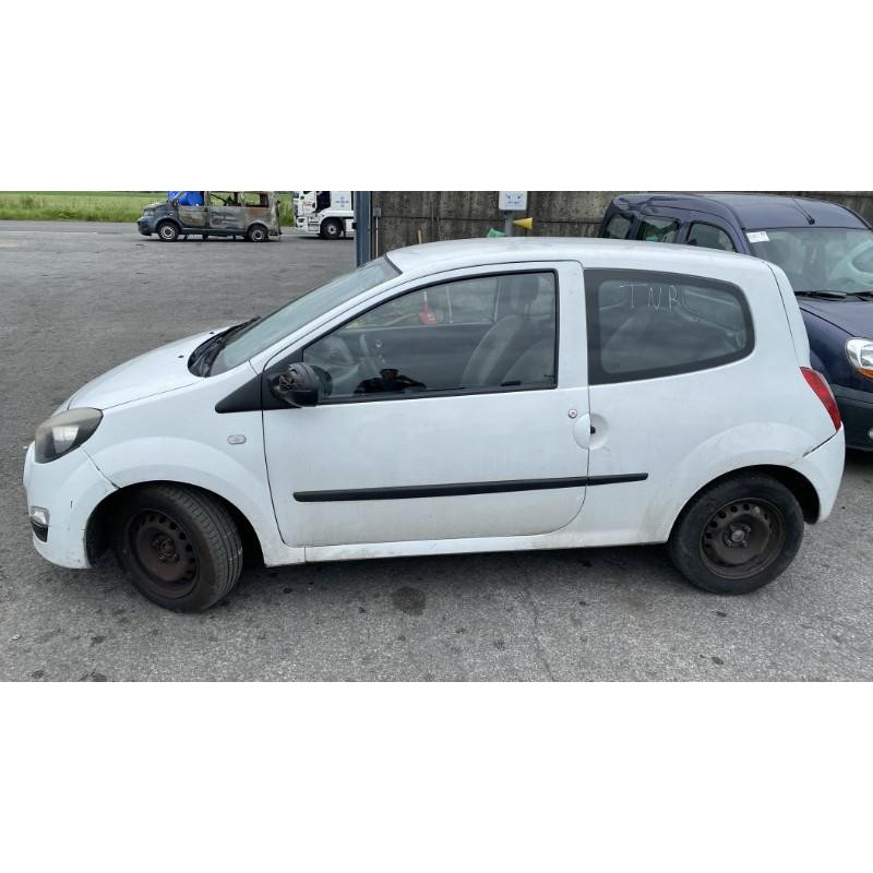 Feu arriere secondaire gauche (feux) RENAULT TWINGO 2 Photo n°4