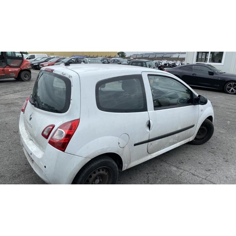 Feu arriere secondaire gauche (feux) RENAULT TWINGO 2 Photo n°11