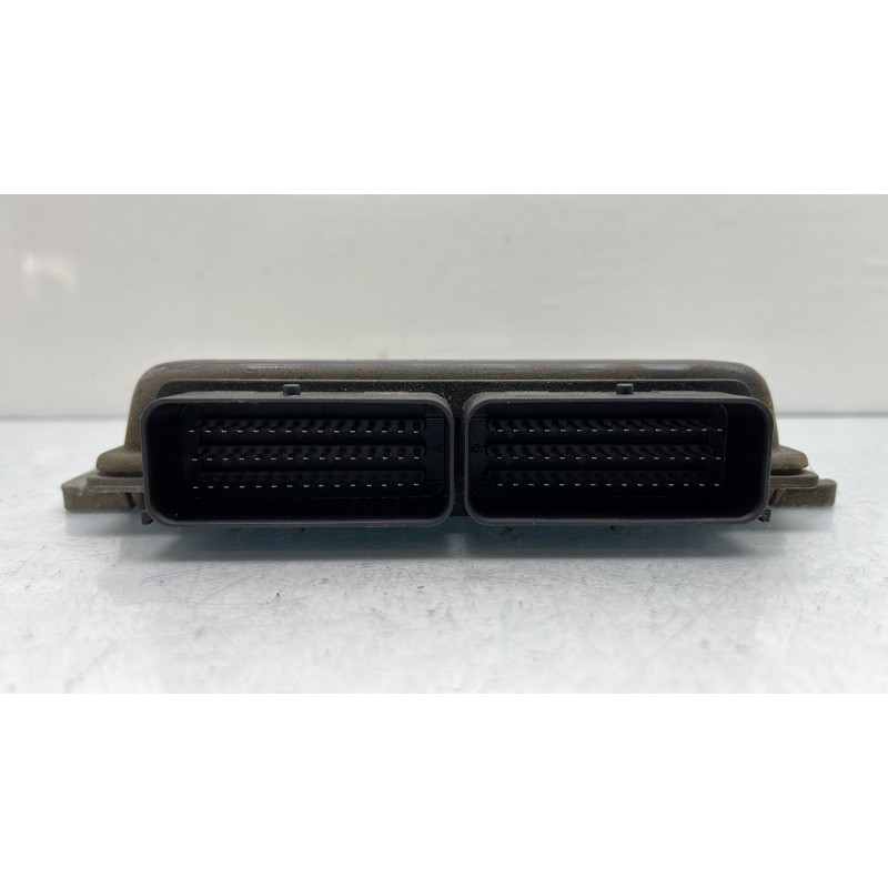 Calculateur moteur RENAULT CLIO 2 Photo n°3