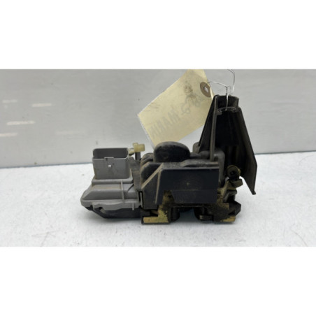 Serrure avant gauche PEUGEOT 307