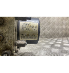 Bloc ABS (freins anti-blocage) TOYOTA YARIS 2