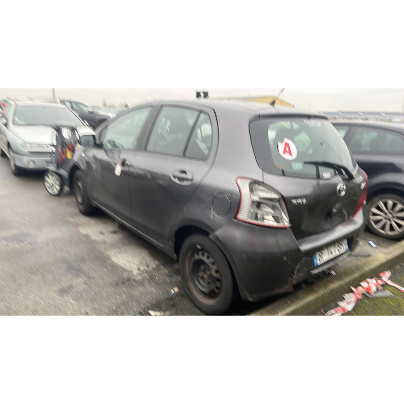Bloc ABS (freins anti-blocage) TOYOTA YARIS 2 Photo n°7
