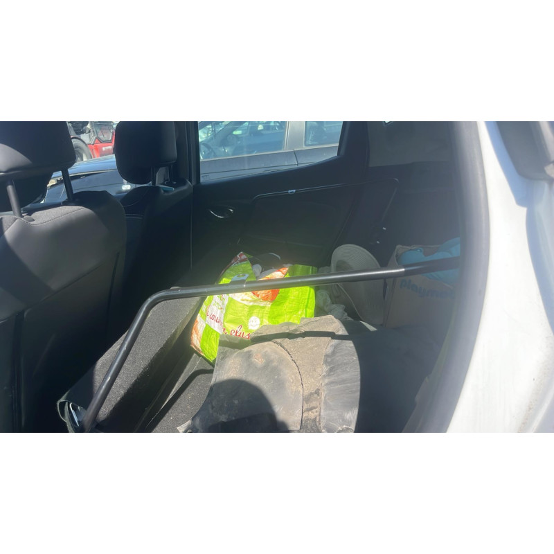 Pretensionneur de ceinture avant droit RENAULT CLIO 4 Photo n°17