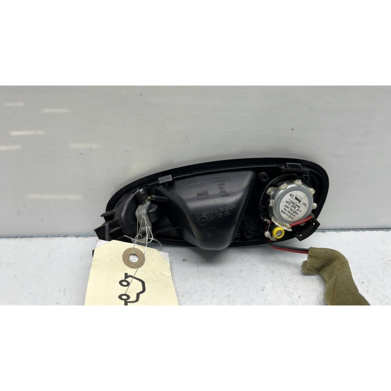 Poignee interieur arriere droit SEAT LEON 2 Photo n°2