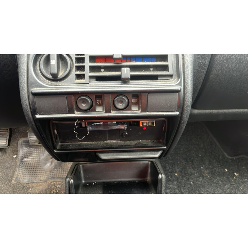 Poignee porte avant gauche FORD FIESTA 3 Photo n°7