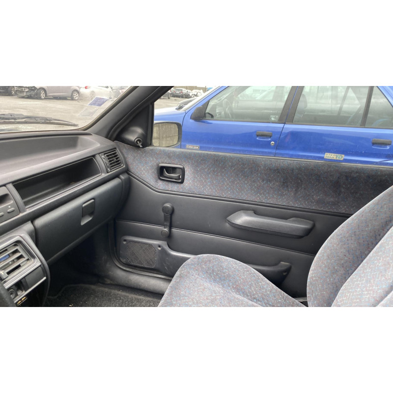 Poignee porte avant gauche FORD FIESTA 3 Photo n°8