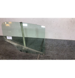 Vitre arriere droit PEUGEOT 407