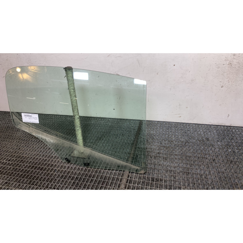 Vitre arriere droit PEUGEOT 407 Photo n°4