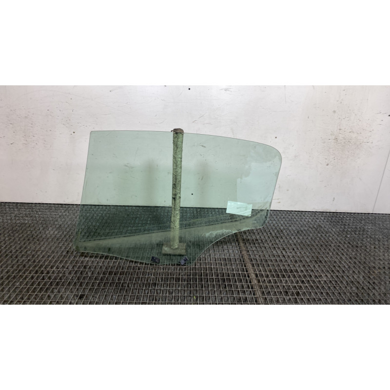 Vitre arriere droit PEUGEOT 407 Photo n°6