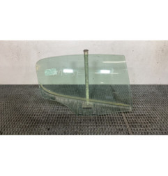 Vitre arriere droit PEUGEOT 407 Photo n°1