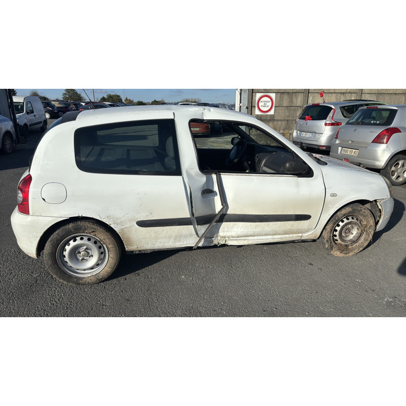 Calculateur moteur RENAULT CLIO 2 CAMPUS Photo n°10