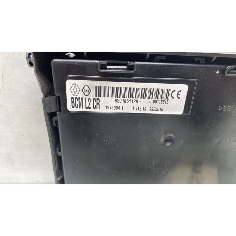 Boitier UCH RENAULT CLIO 3 Photo n°3
