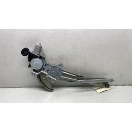 Leve vitre electrique avant droit SUZUKI SWIFT 3