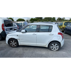 Leve vitre electrique avant droit SUZUKI SWIFT 3