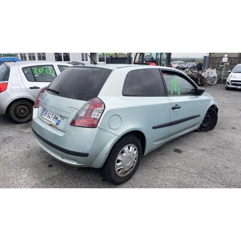 Feu arriere principal gauche (feux) FIAT STILO Photo n°11