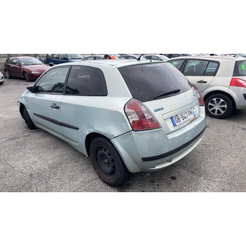 Feu arriere principal gauche (feux) FIAT STILO Photo n°14