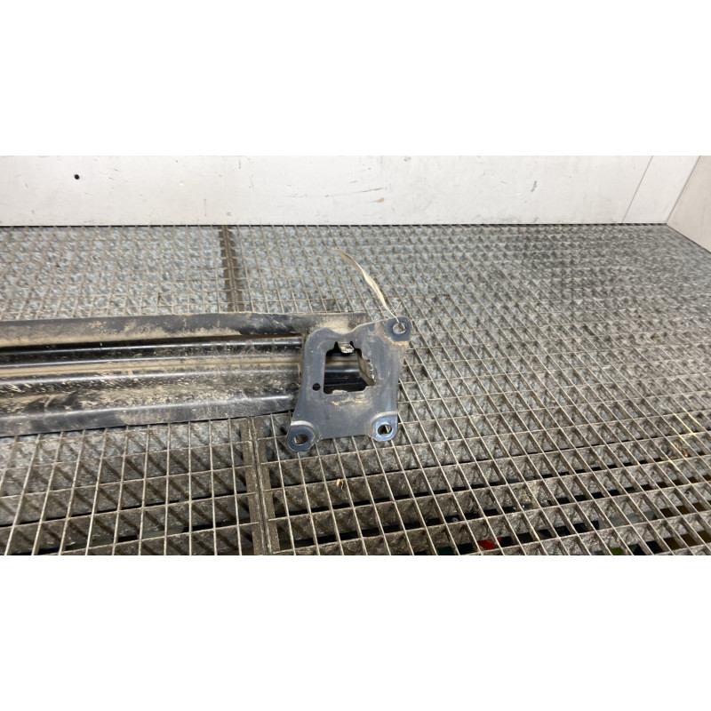 Renfort pare choc arriere (traverse) VOLKSWAGEN GOLF PLUS Photo n°5