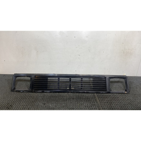Calandre MERCEDES SERIE L 601 Photo n°1
