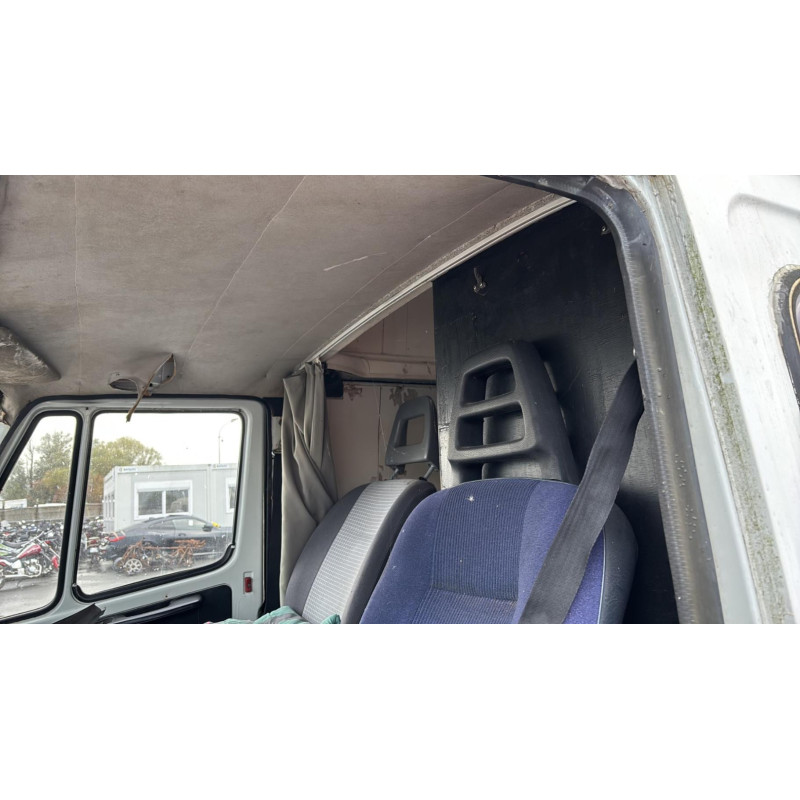 Calandre MERCEDES SERIE L 601 Photo n°17