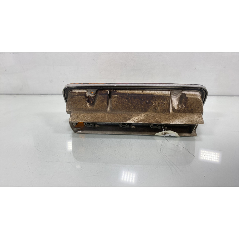 Feu arriere principal droit (feux) MERCEDES SERIE L 601 Photo n°2
