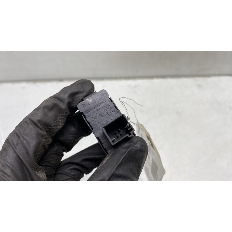 Interrupteur de leve vitre arriere gauche CITROEN C5 2 Photo n°3