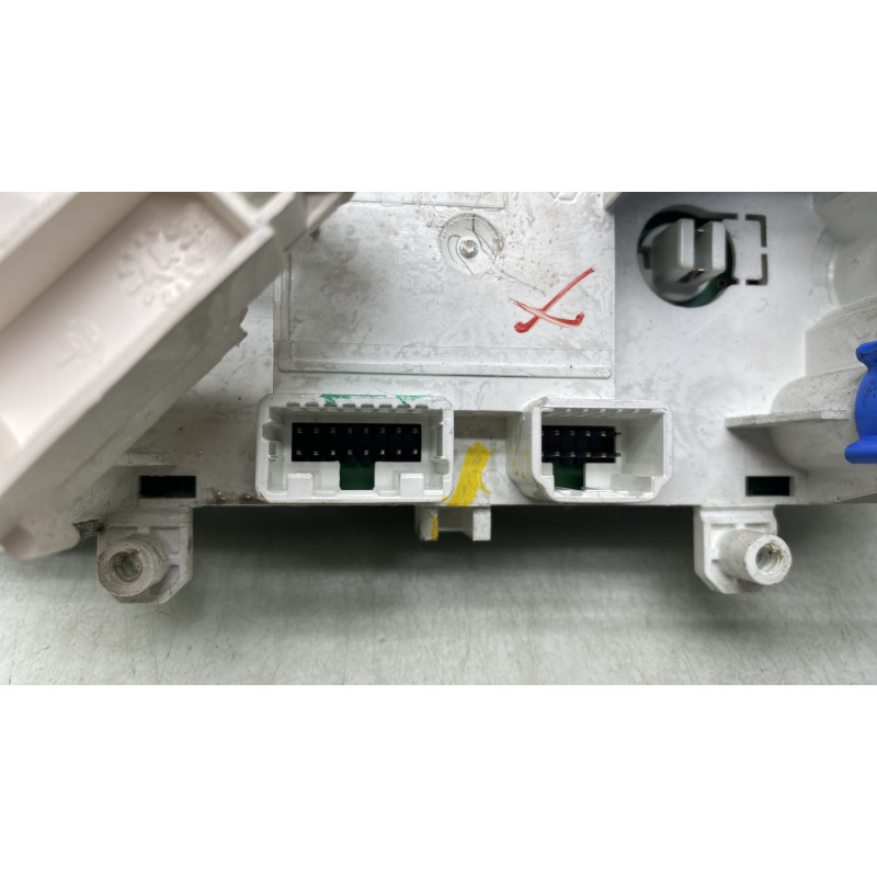 Commande chauffage RENAULT CLIO 4 Photo n°5