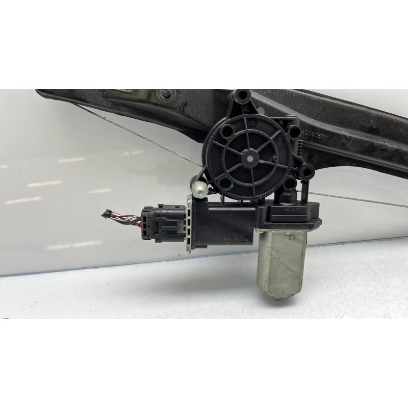 Leve vitre electrique avant gauche FIAT DOBLO 2 Photo n°4