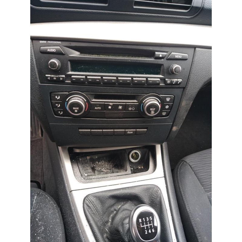 Porte avant gauche BMW SERIE 1 E87 Photo n°16