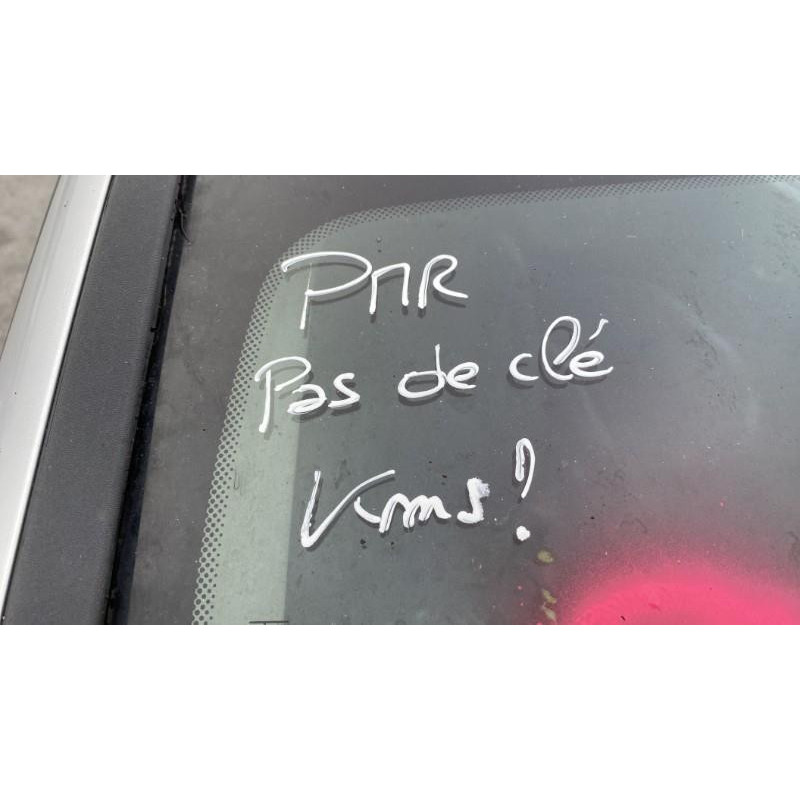 Calculateur moteur RENAULT CLIO 3 Photo n°13