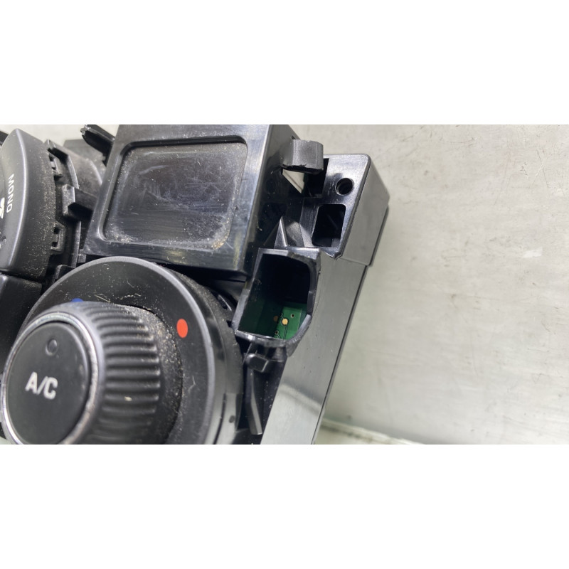 Commande chauffage PEUGEOT RCZ Photo n°3