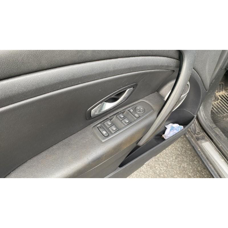 Boitier UCH RENAULT MEGANE 3 Photo n°10