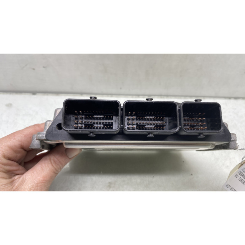 Calculateur moteur RENAULT MEGANE 3 Photo n°5