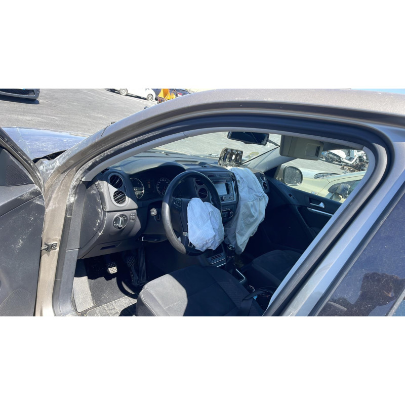Feu arriere secondaire gauche (feux) VOLKSWAGEN TIGUAN 1 Photo n°8