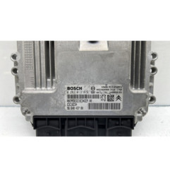 Calculateur moteur PEUGEOT 207