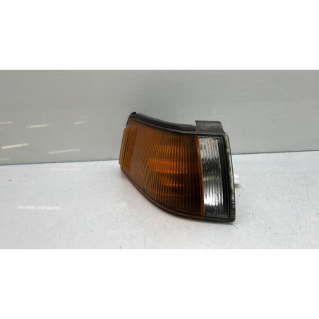 Optique avant secondaire droit (feux)(clignotant) MAZDA 323 4 Photo n°1