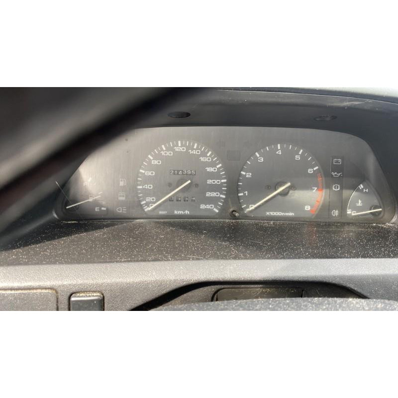Optique avant secondaire droit (feux)(clignotant) MAZDA 323 4 Photo n°8